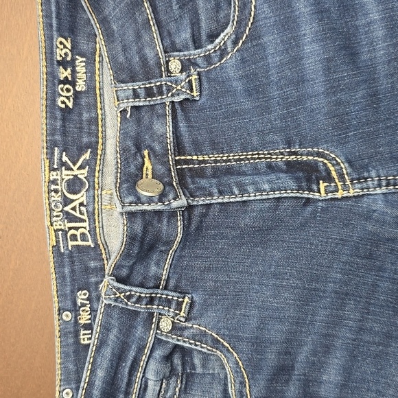 BUCKLE Black Women's Dark Blue Skinny Jeans 26 X 32 Fit No. 76 - Picture 2 of 8